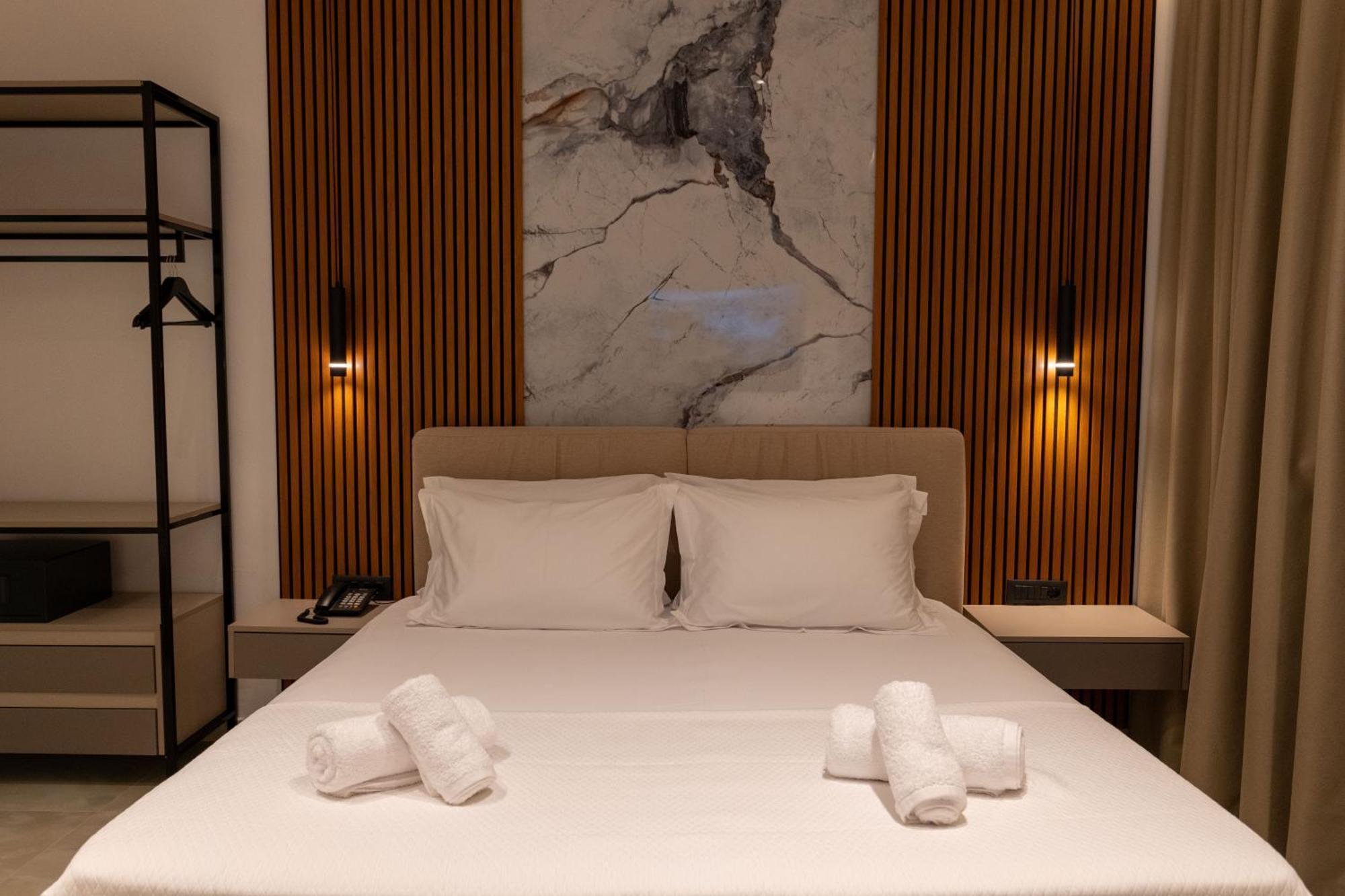 Litan Hotel Sarandë Eksteriør billede
