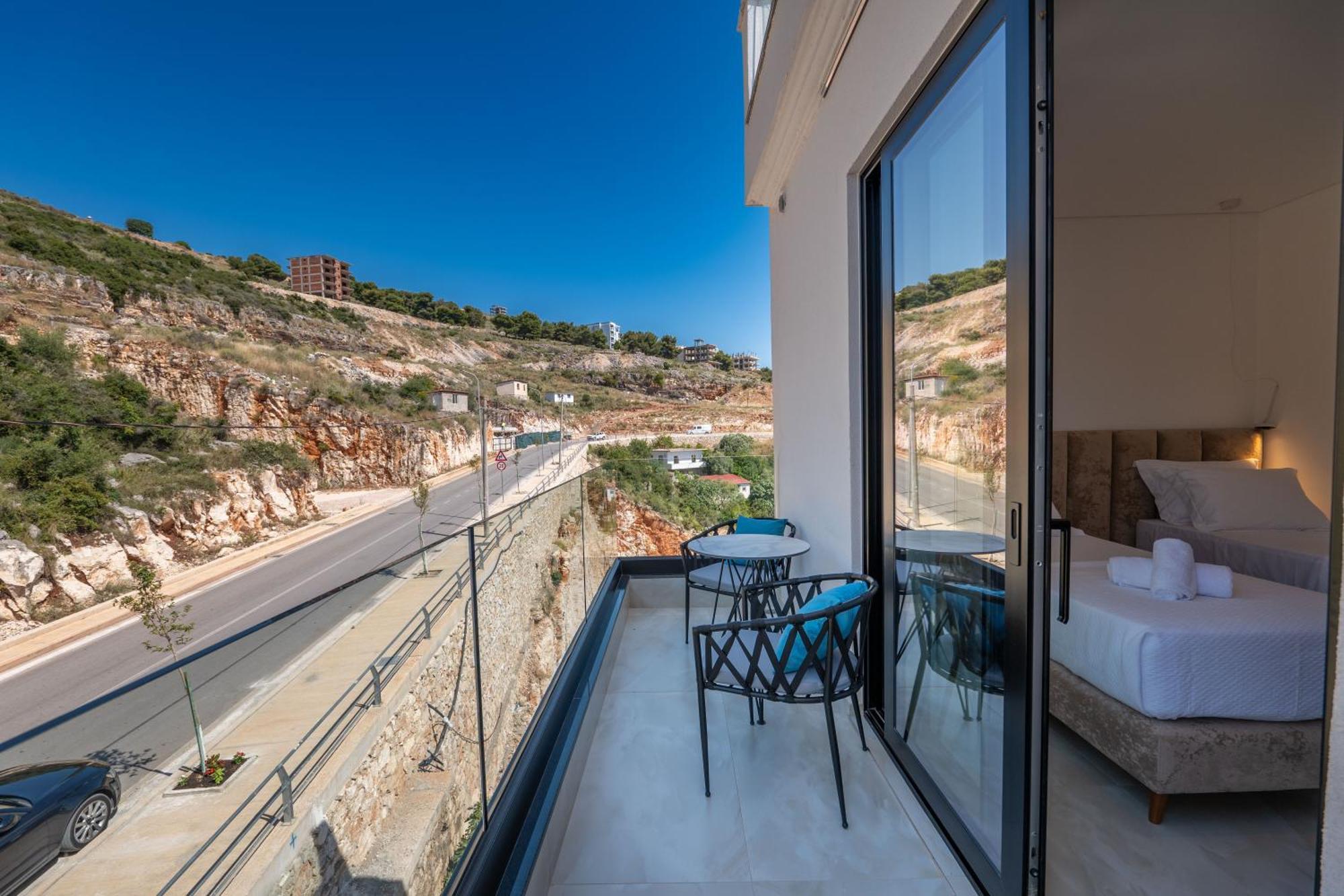 Litan Hotel Sarandë Eksteriør billede