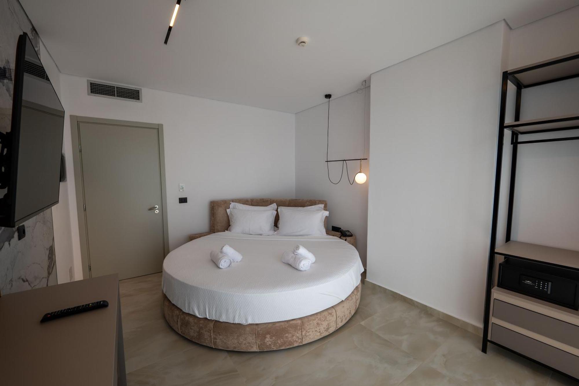 Litan Hotel Sarandë Eksteriør billede