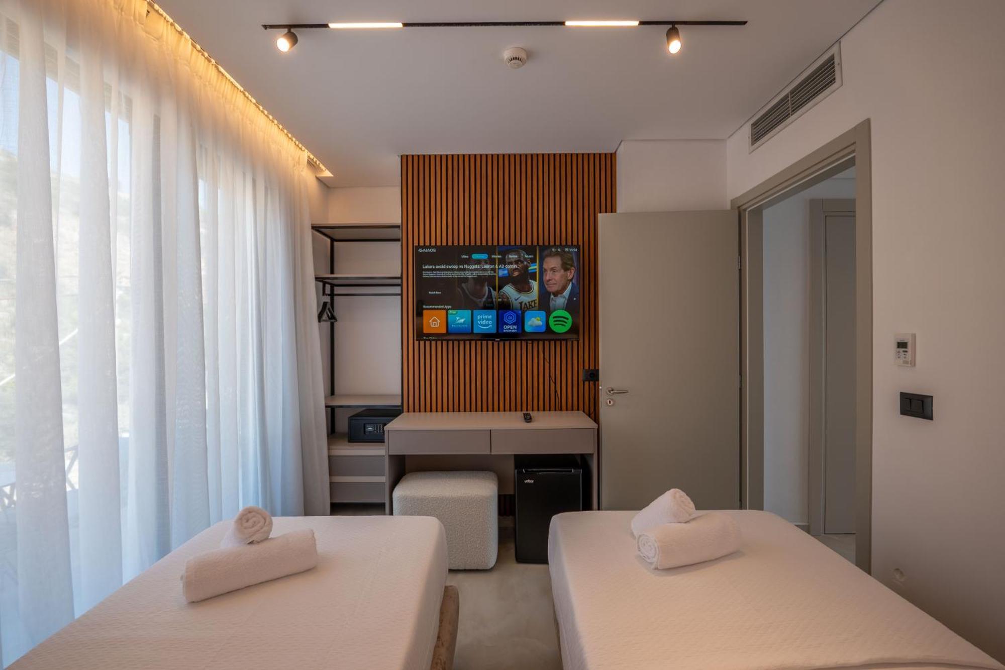 Litan Hotel Sarandë Eksteriør billede